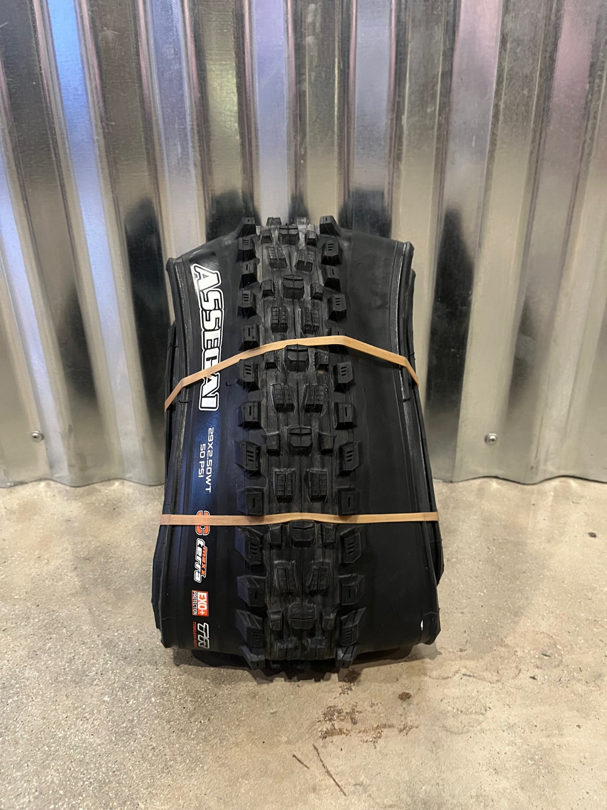 Maxxis Assegai Tire - 29x2.5