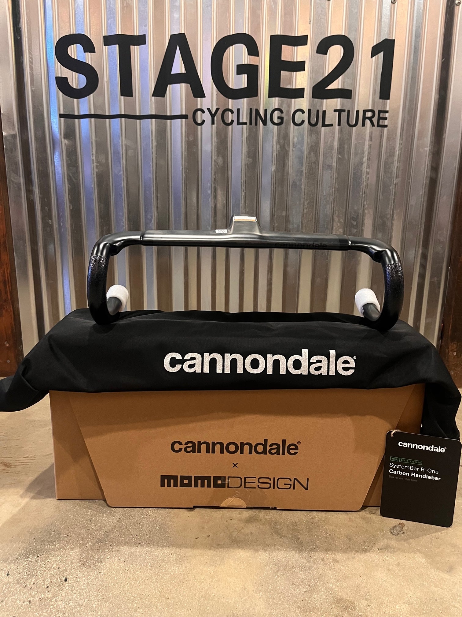 Cannondale / Momo Designs SystemBar R-One Carbon One-Piece Integrated Handlebar