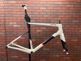 2022 Cannondale SuperSix EVO Disc Frameset - 54cm - White / Pink - Used