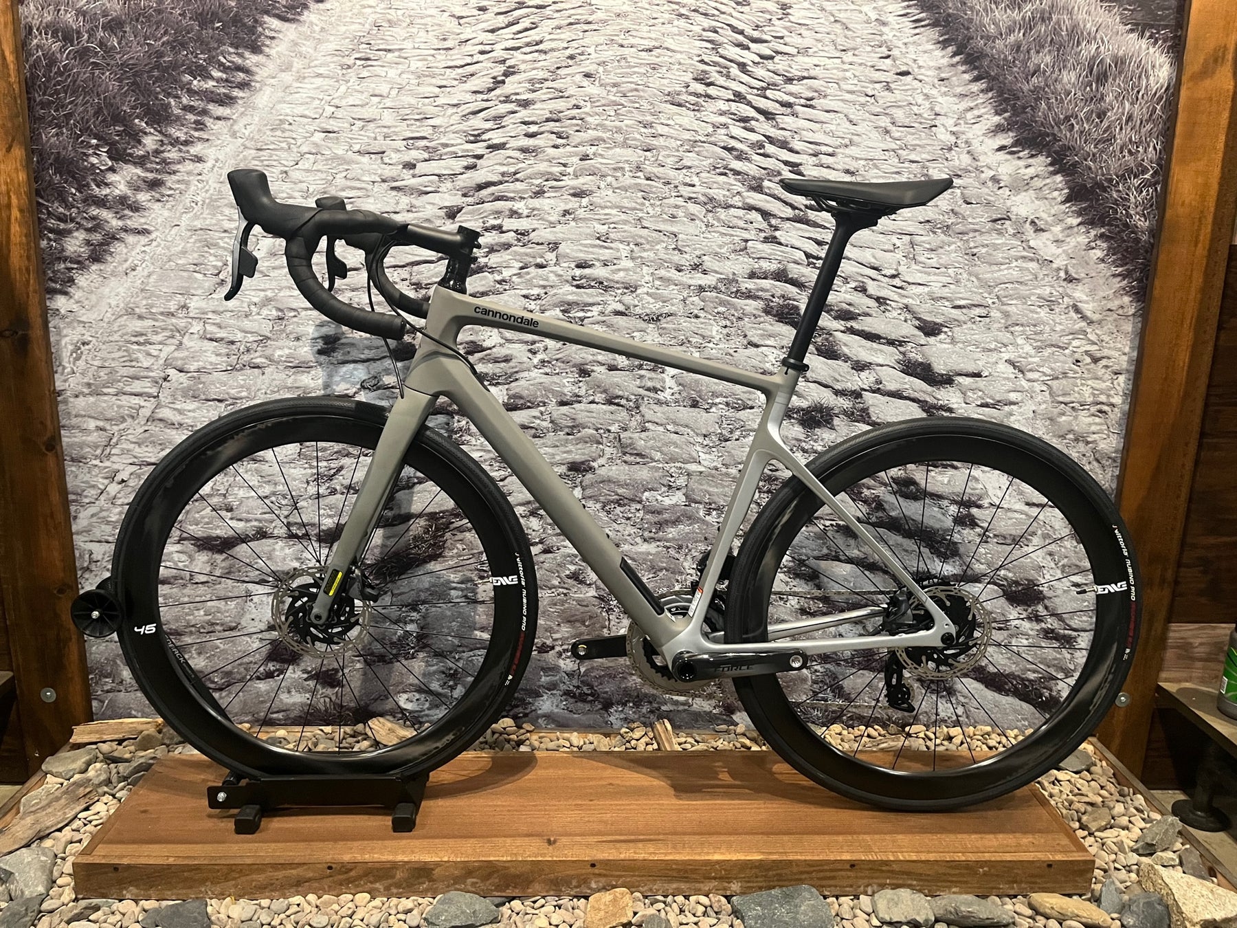 2022 Cannondale Synapse Carbon Disc - 56cm - SGY - Custom