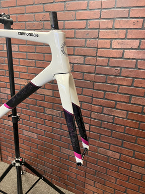 2022 Cannondale SuperSix EVO Disc Frameset - 54cm - White / Pink - Used