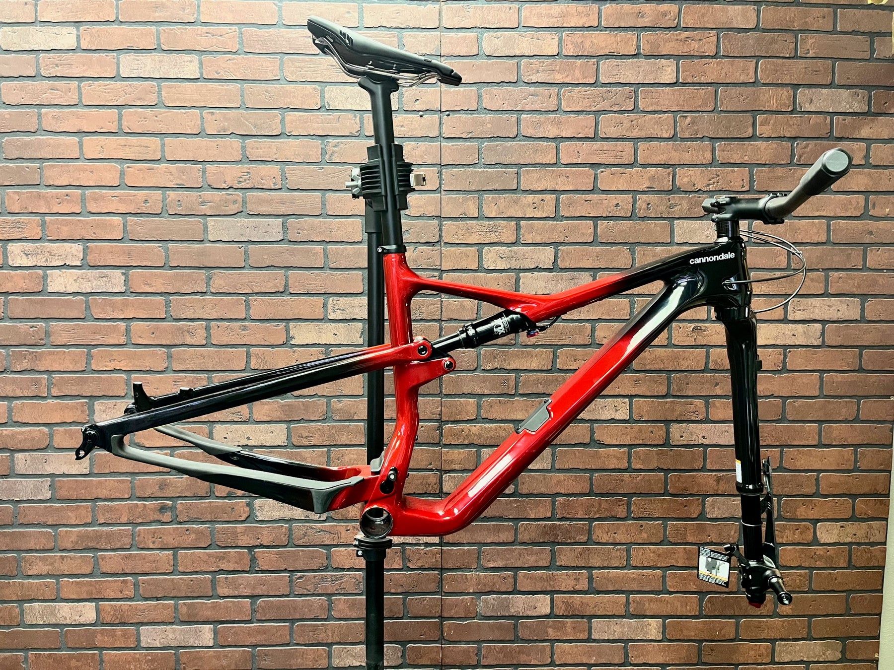 2022 Cannondale Scalpel Carbon Frameset w/ Alloy Ocho - Medium - Candy Red