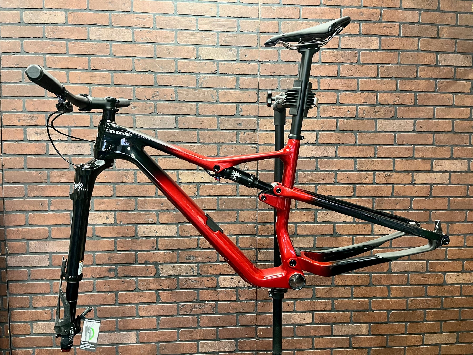 2022 Cannondale Scalpel Carbon Frameset w/ Alloy Ocho - Medium - Candy Red