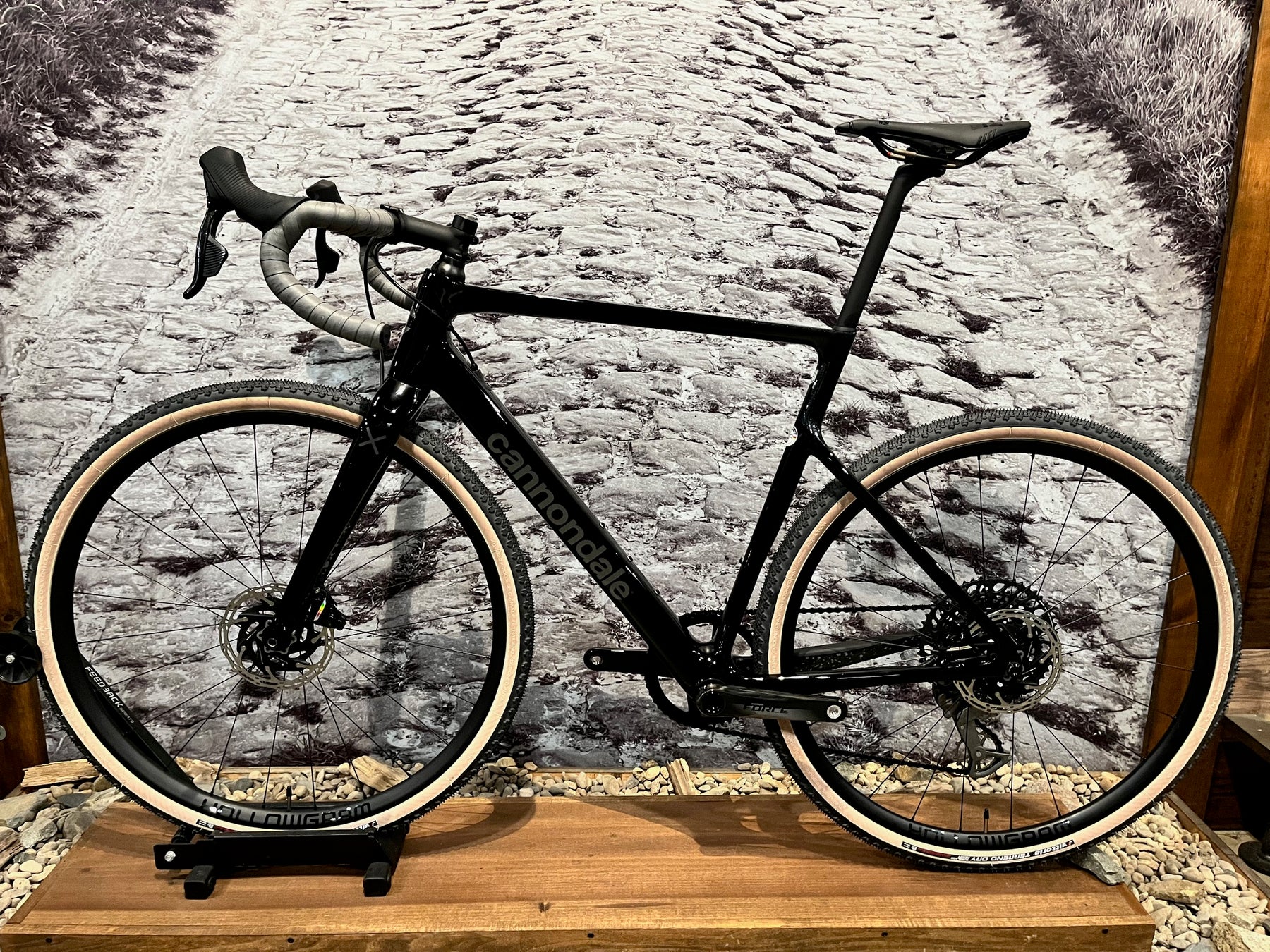 2023 Cannondale SuperSix EVO SE - Force / X01 AXS - OSPW X